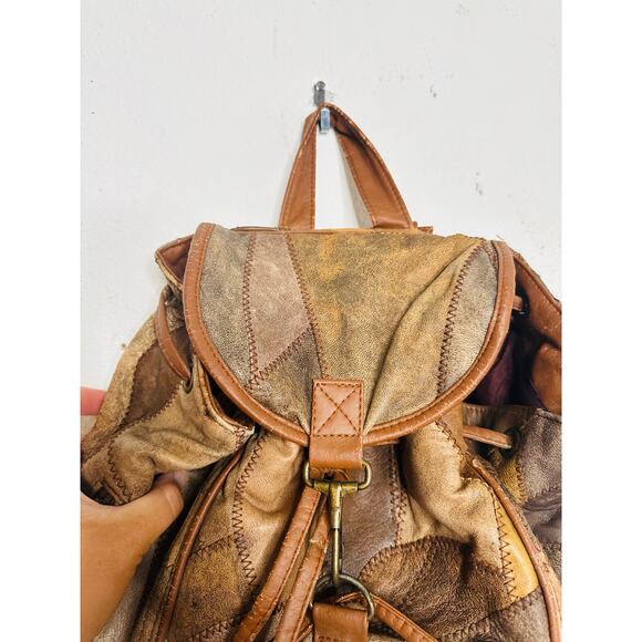 Vintage 1980s/90s Brown Leather Patchwork Clip Front Drawstring Backpack Bag - Picture 3 of 16